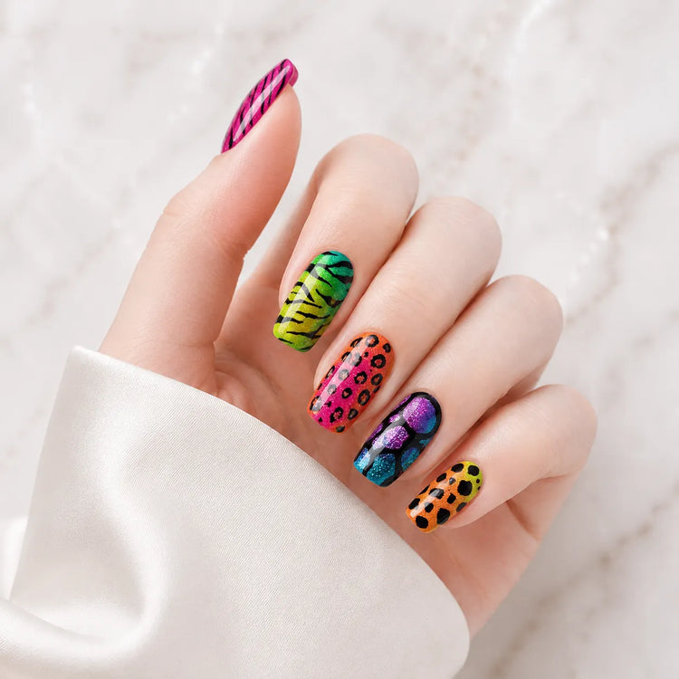 Art & Pattern semi-cured gel nail strips by Wessiny