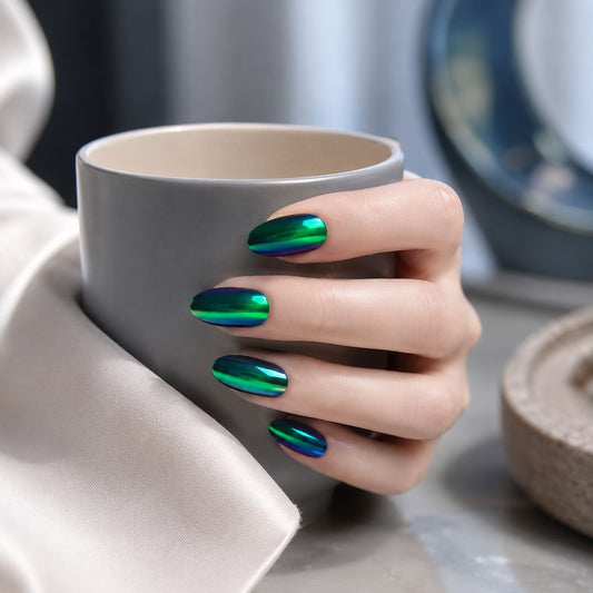 Emerald Cat Eye Semi-Cured Gel Nail Strips - Wessiny product image 2
