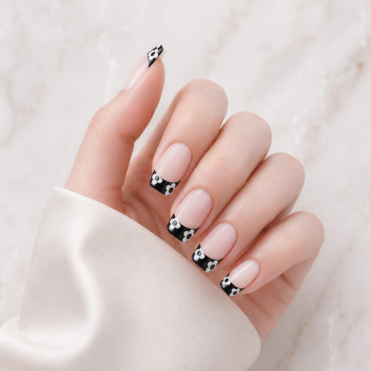 Black White Bow French Semi-Cured Gel Nail Strips - Wessiny product image 1